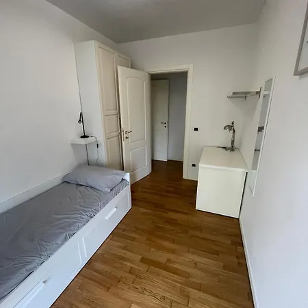 Sl Apartment-