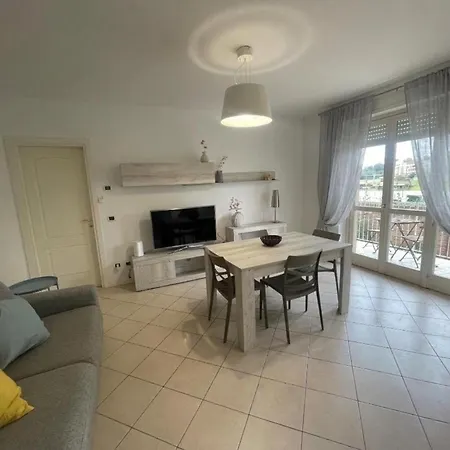 Sl Apartment- * Lucca